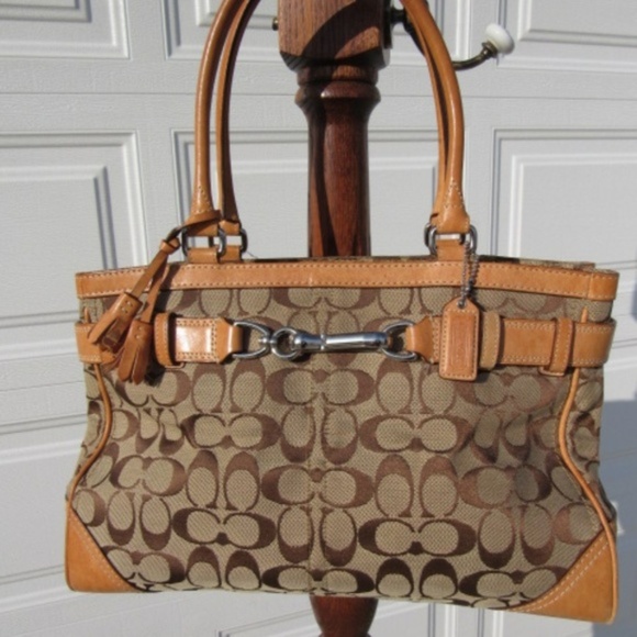Coach | Bags | Coach Hampton Purse 
